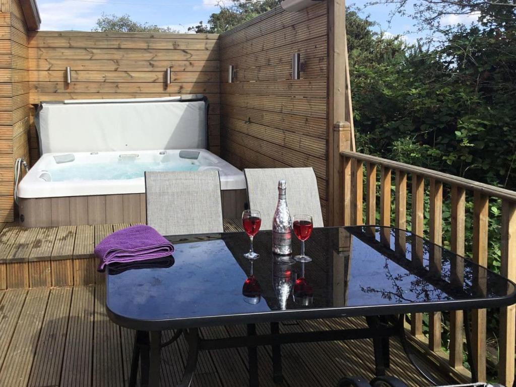 Northumbrian Log cabins in Felton, United Kingdom 20 reviews, prices