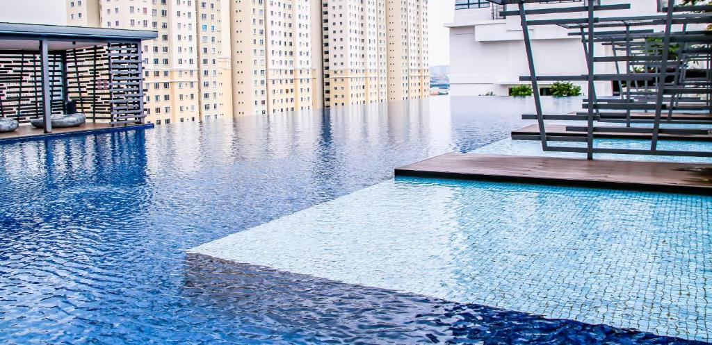 2 Bedroom 2 BATHROOM NEAR SUMWAY PYRAMID photo