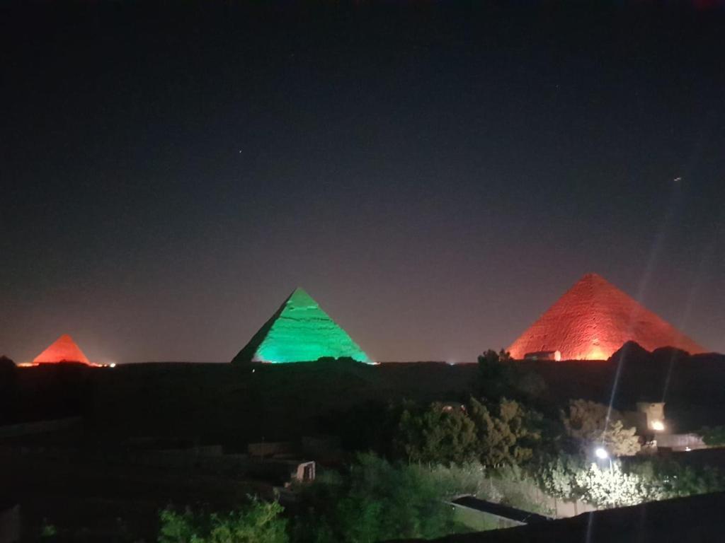 Sphinx palace pyramids view inn