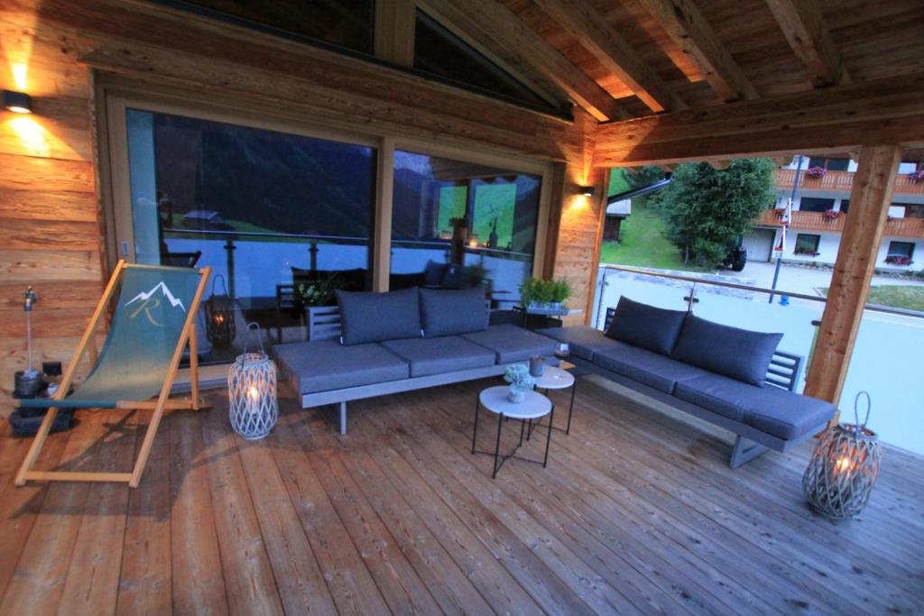 Mountain Chalet R photo