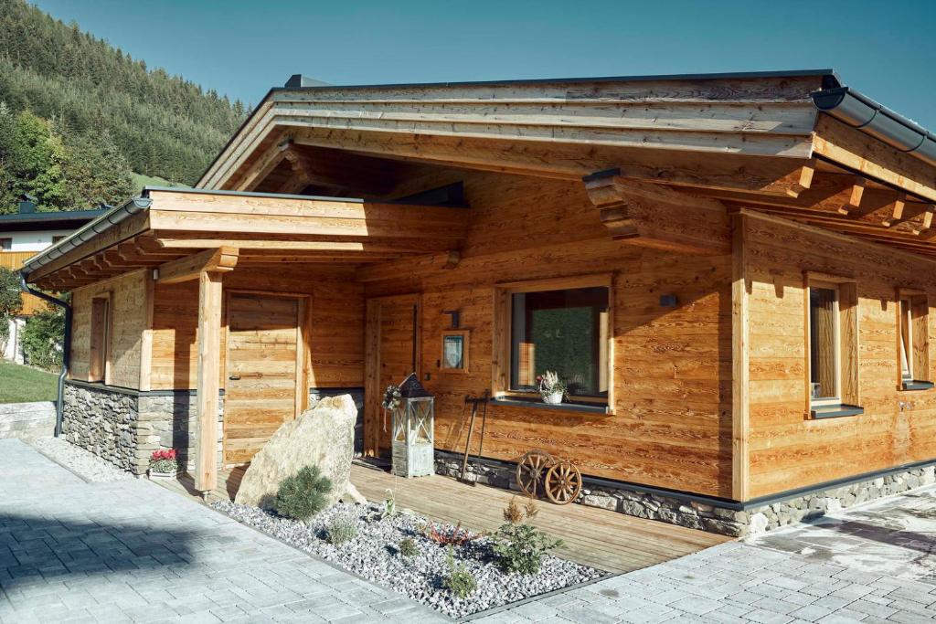 Mountain Chalet R — Hotel in Berwang