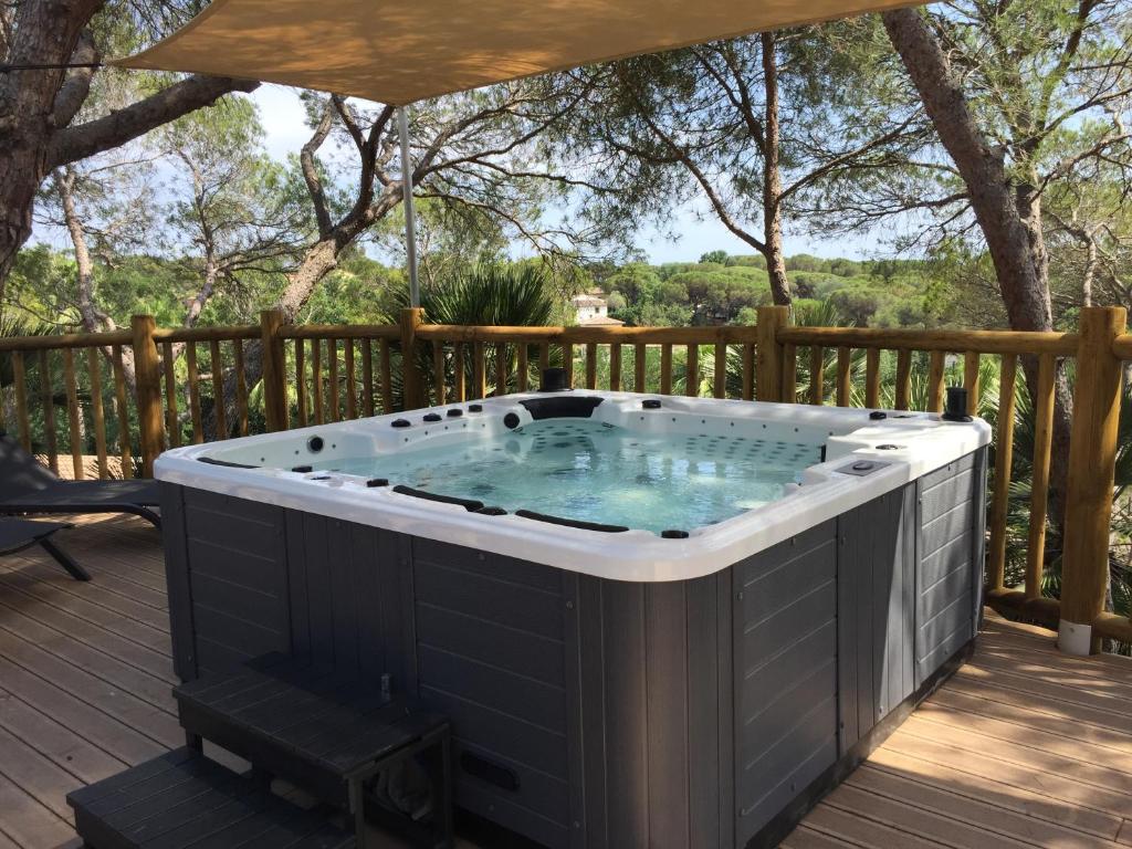 Hot tub
