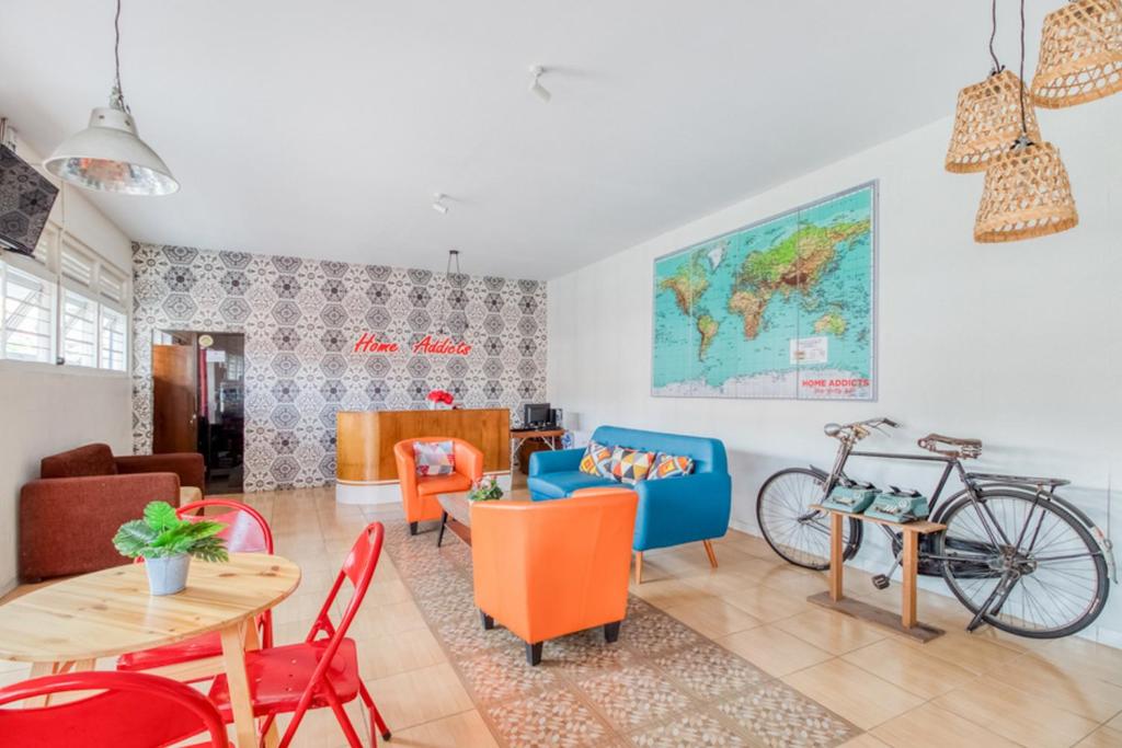 Home Addicts Hostel, Yogyakarta