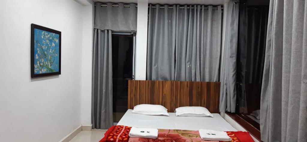 Condo Hotel A Unit of RAJVIHAR photo