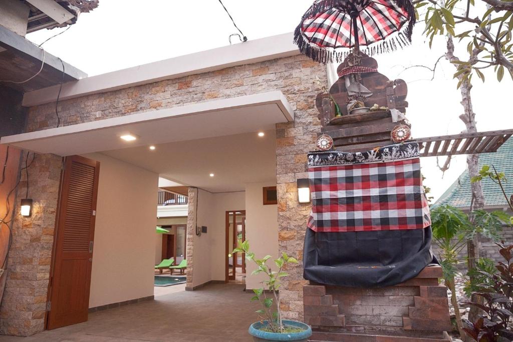 Pineapple Villa Sanur photo