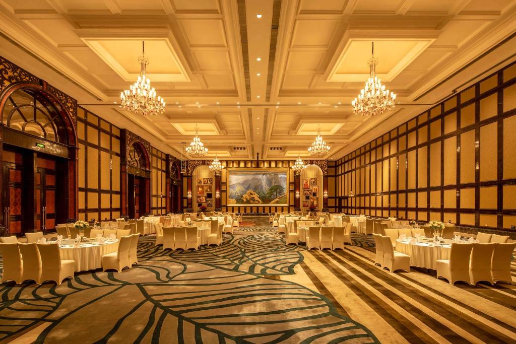 シャトー スター リバー シーアン - Dining image