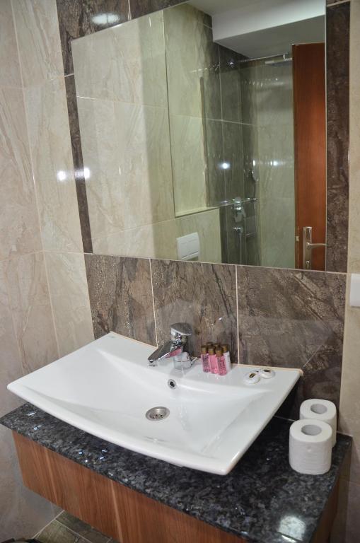 HOTEL IMPERIAL STRUGA photo