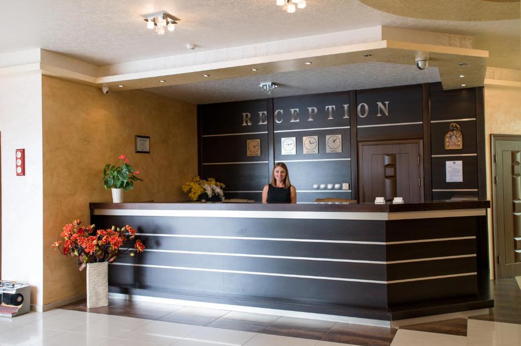 Hotel Iris photo