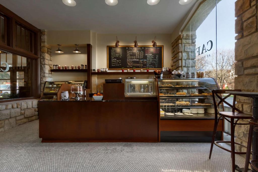 The Elms Hotel And Spa Photo 3