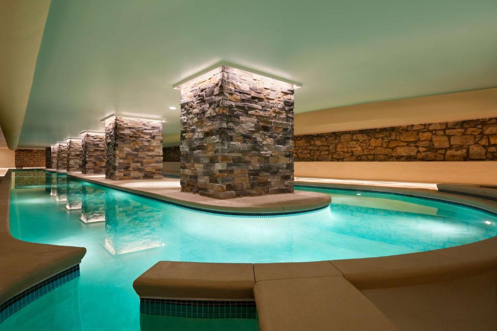 The Elms Hotel And Spa Photo 19