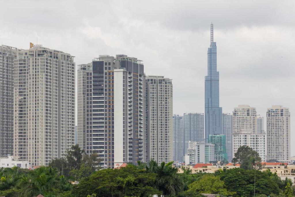 Nơi tham quan gần đây