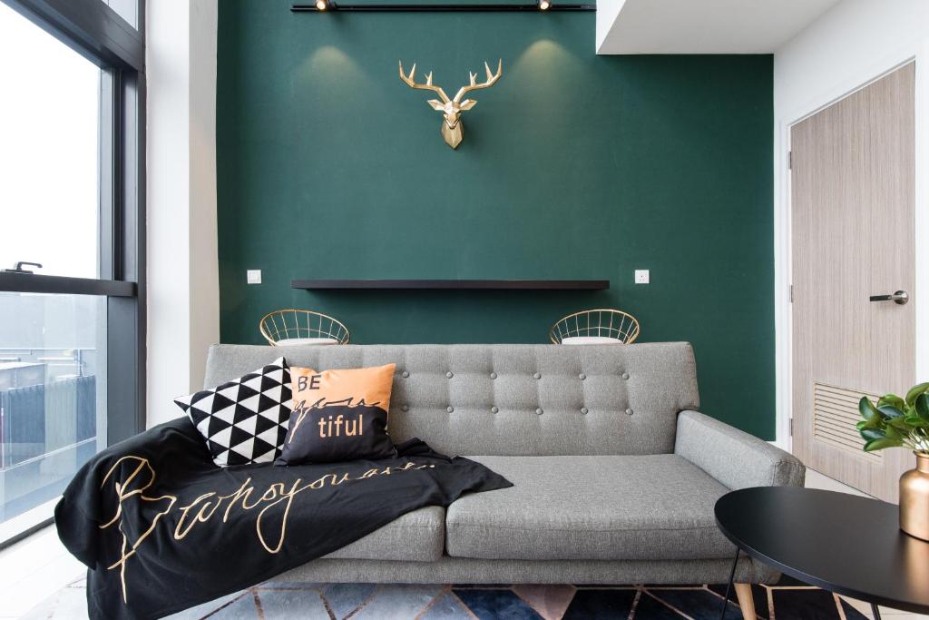 PROMO!Emerald Green Stylist Duplex 8min to Sunway — Hotel in Kuala Lumpur