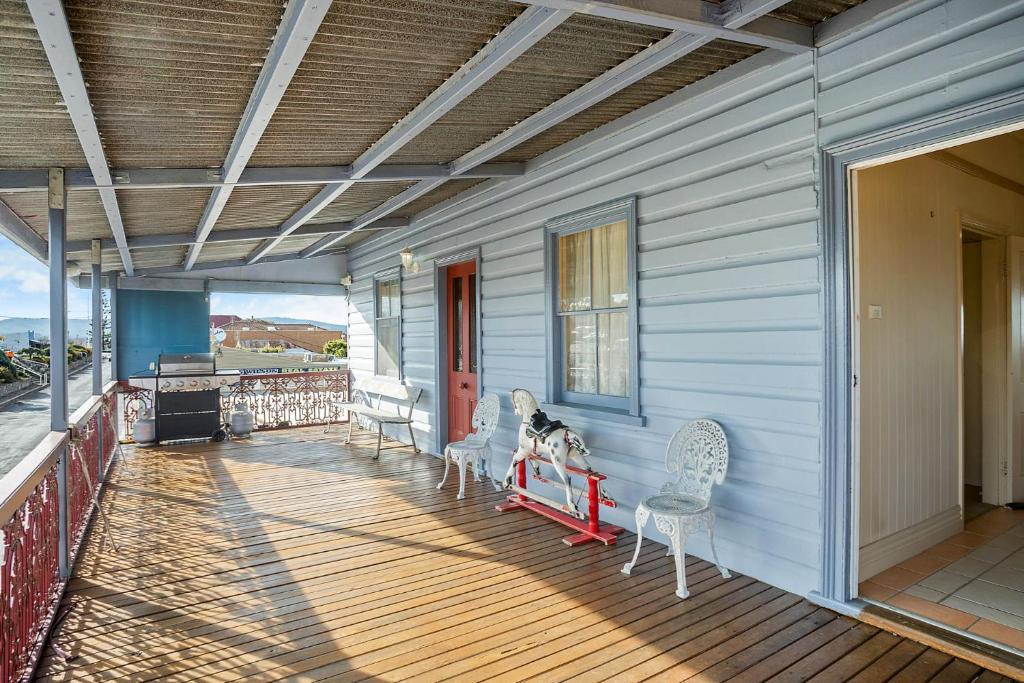 Heritage House Motel & Units photo