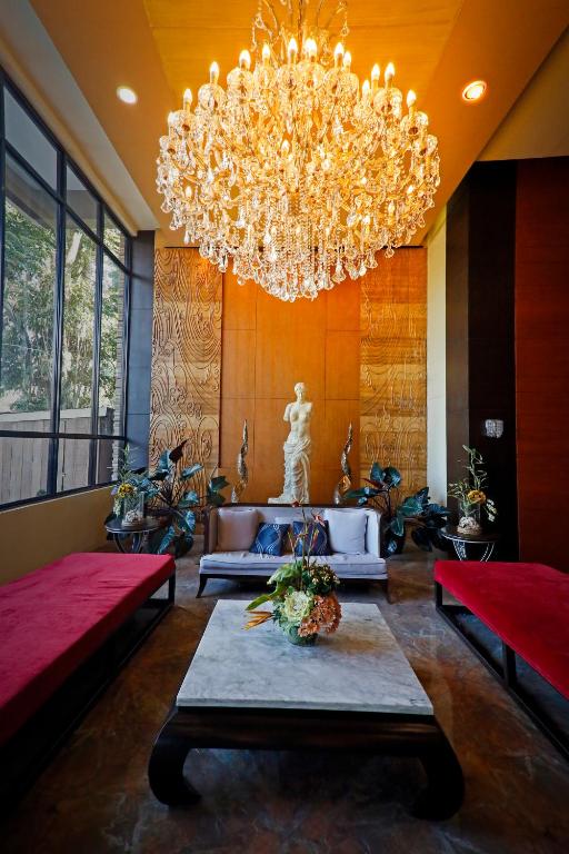 Venus Parkview Hotel photo