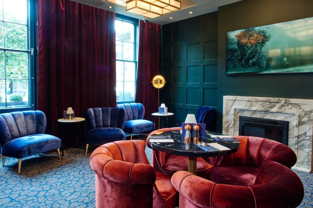 Restaurant, Le Monde Hotel in Edinburgh