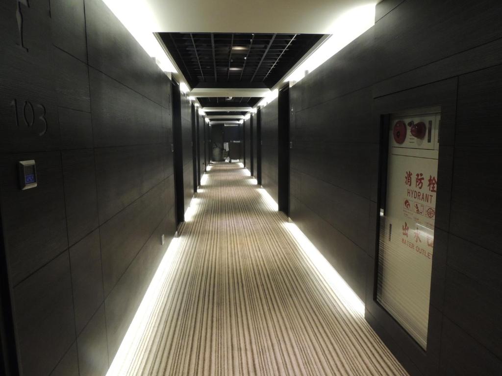 V One Hotel photo