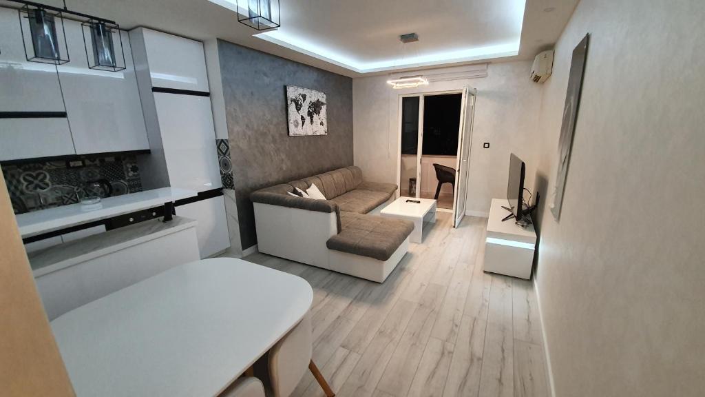 Lux Spa Apartman Budva - 2