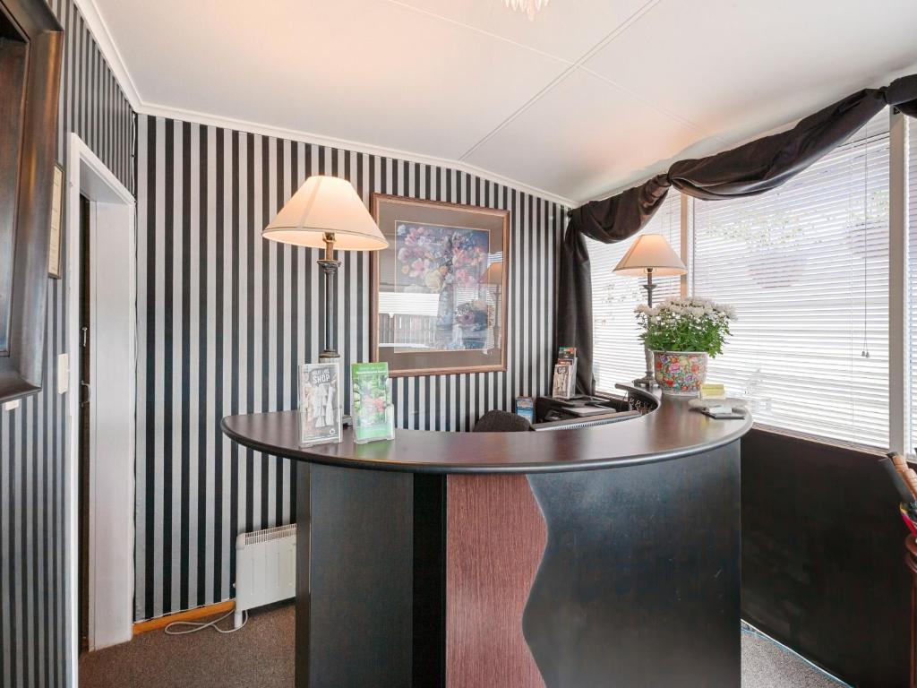 Dunrovin Motel photo