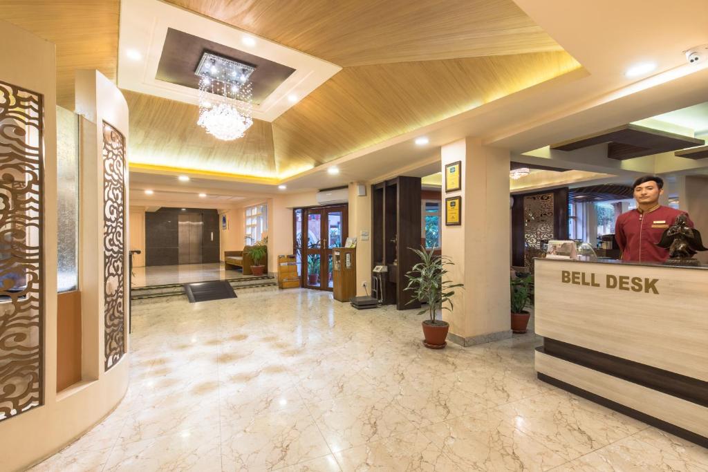 호텔 문라이트 (Hotel Moonlight)