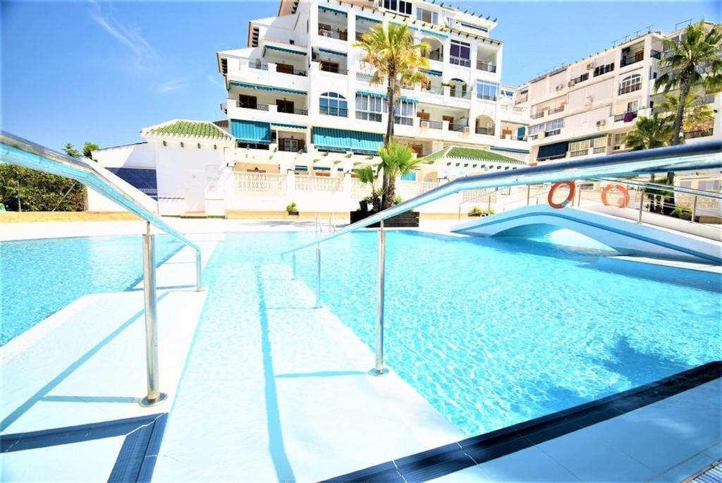 52 Luxury Pool - AC/WIFI - 2