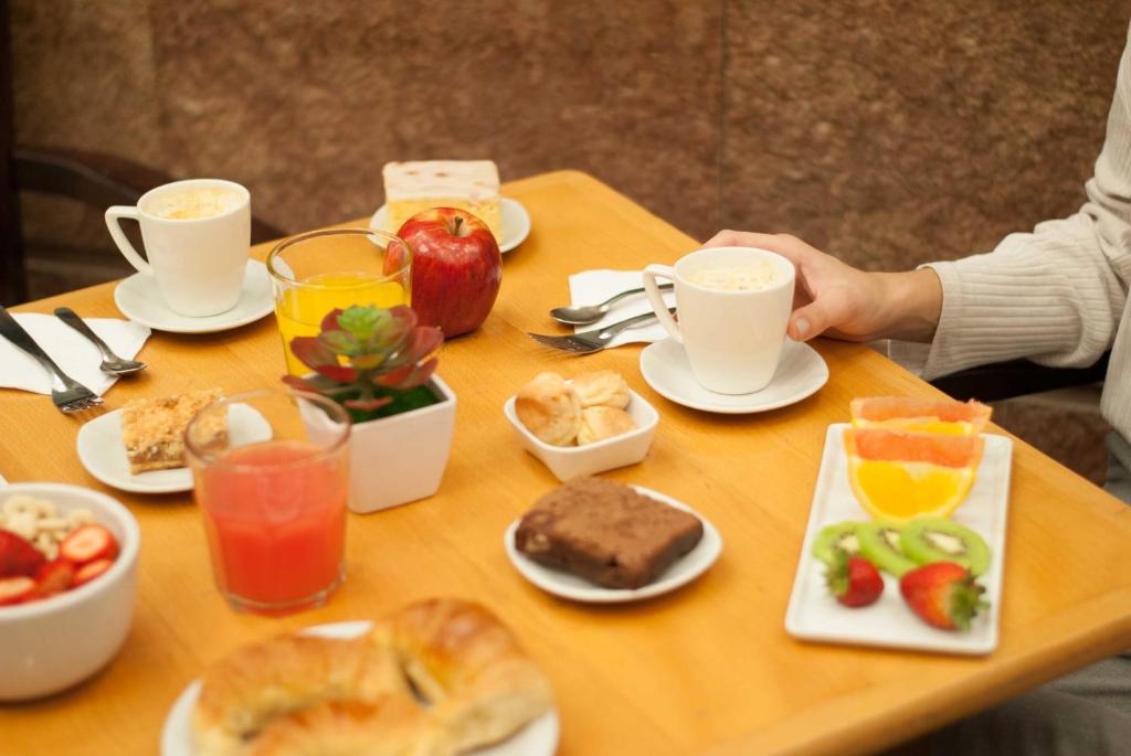 Alimentos e Bebidas