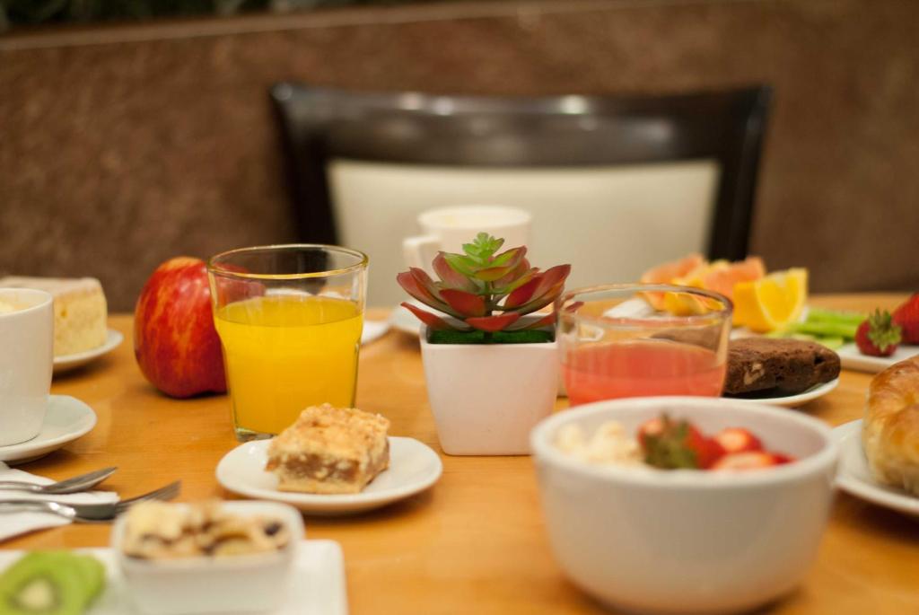 Alimentos e Bebidas