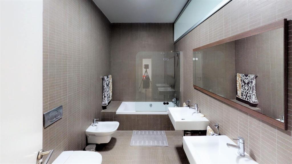 Luxury BKM in Playa del Duque photo
