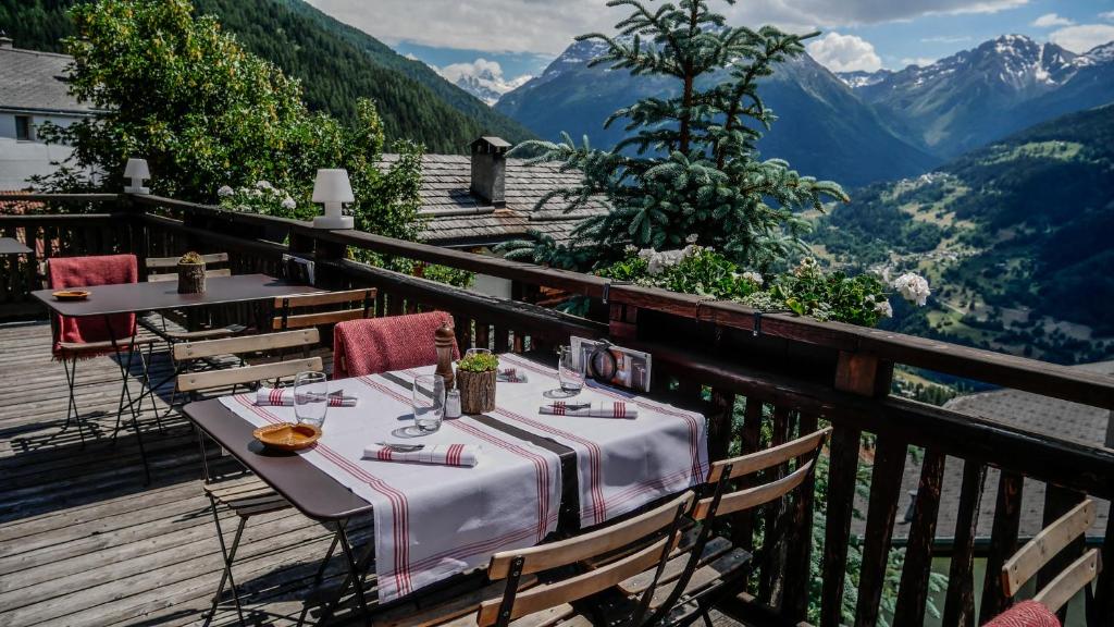 Hôtel Le Grand Chalet Favre - 2