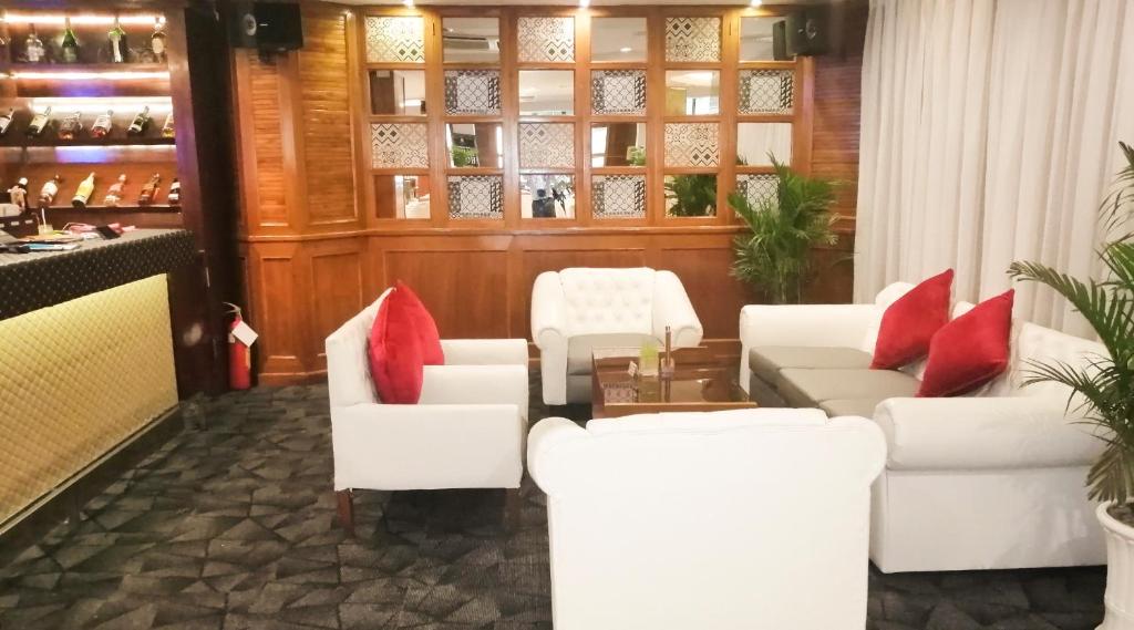 Bar/ Salón
