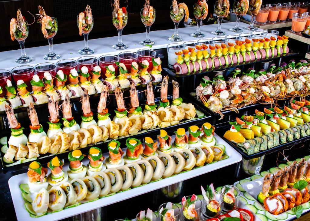 Titanic Royal-Families and Couples only — Restaurant & bars in Hurghada, Red Sea