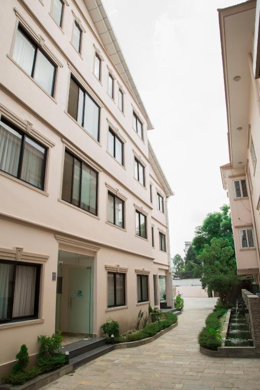Sarovar Residency Serviced Apartment Hotel photo