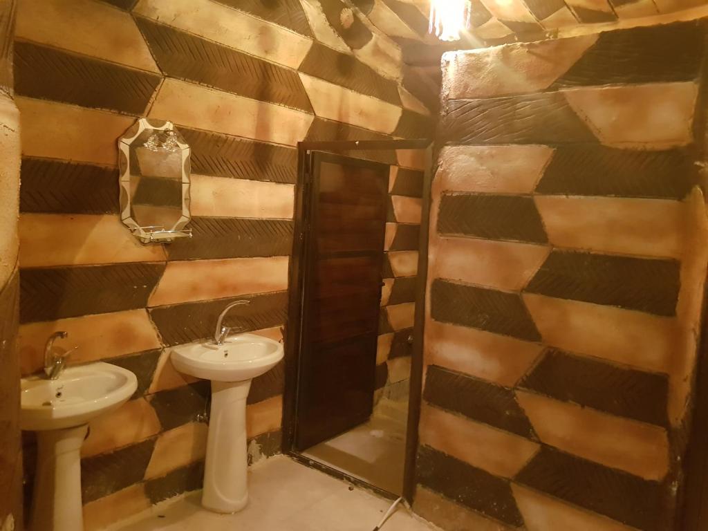 Little Petra Heritage Village photo