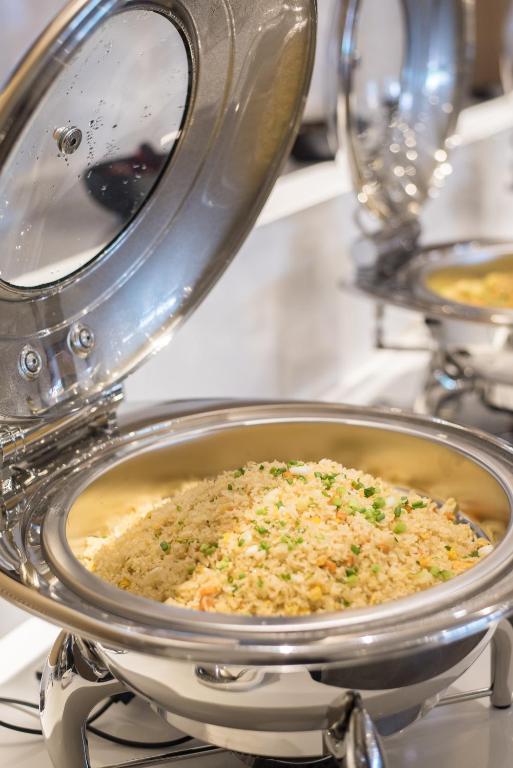 อาหารและเครื่องดื่ม