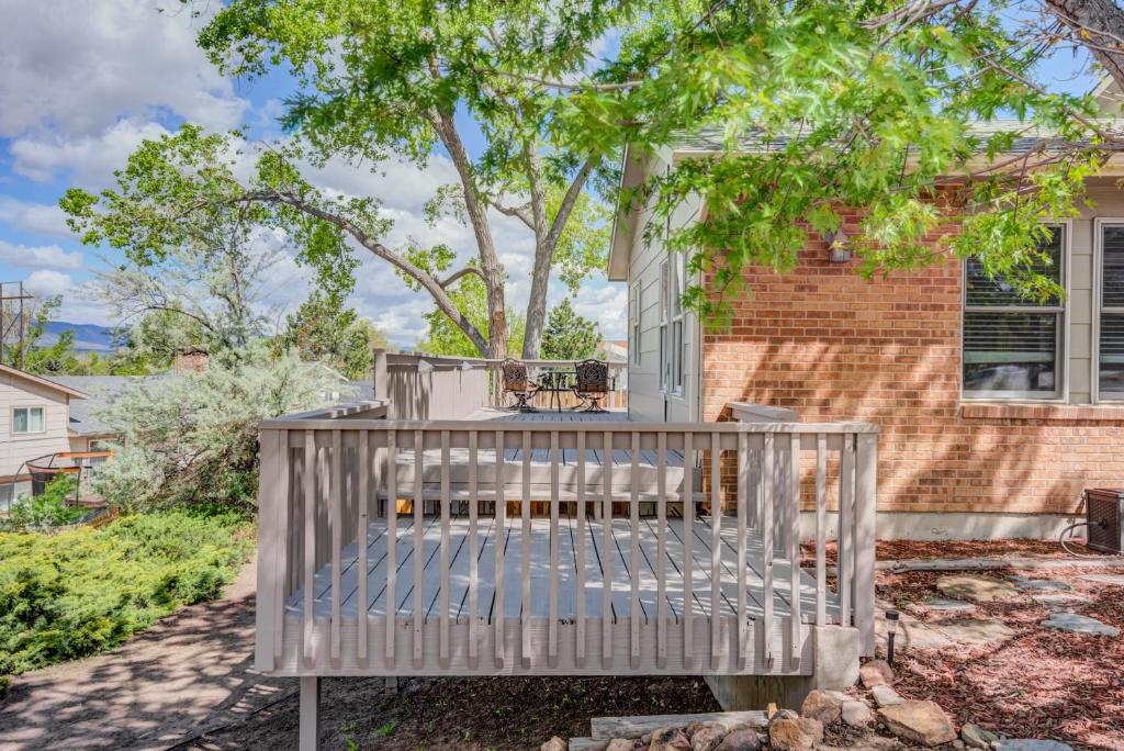 Expansive Peak Views, 6BR House, Near USAFA photo
