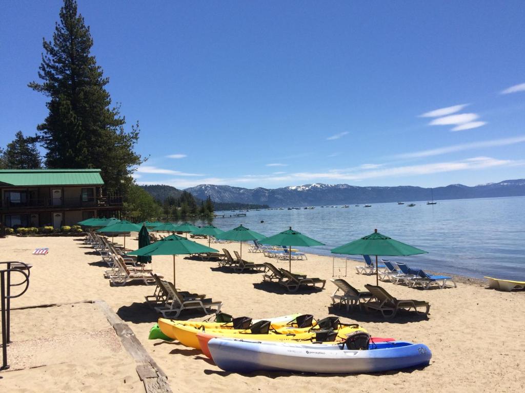 Mourelatos Lakeshore Resort photo