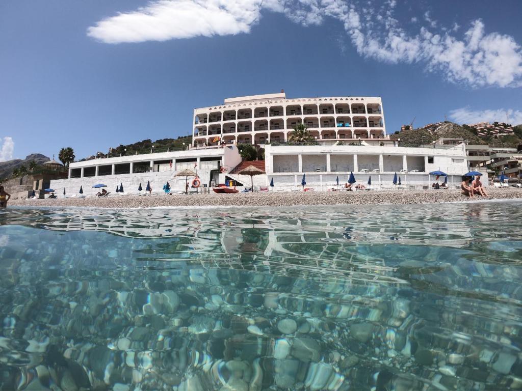 A szálláshely kívülről