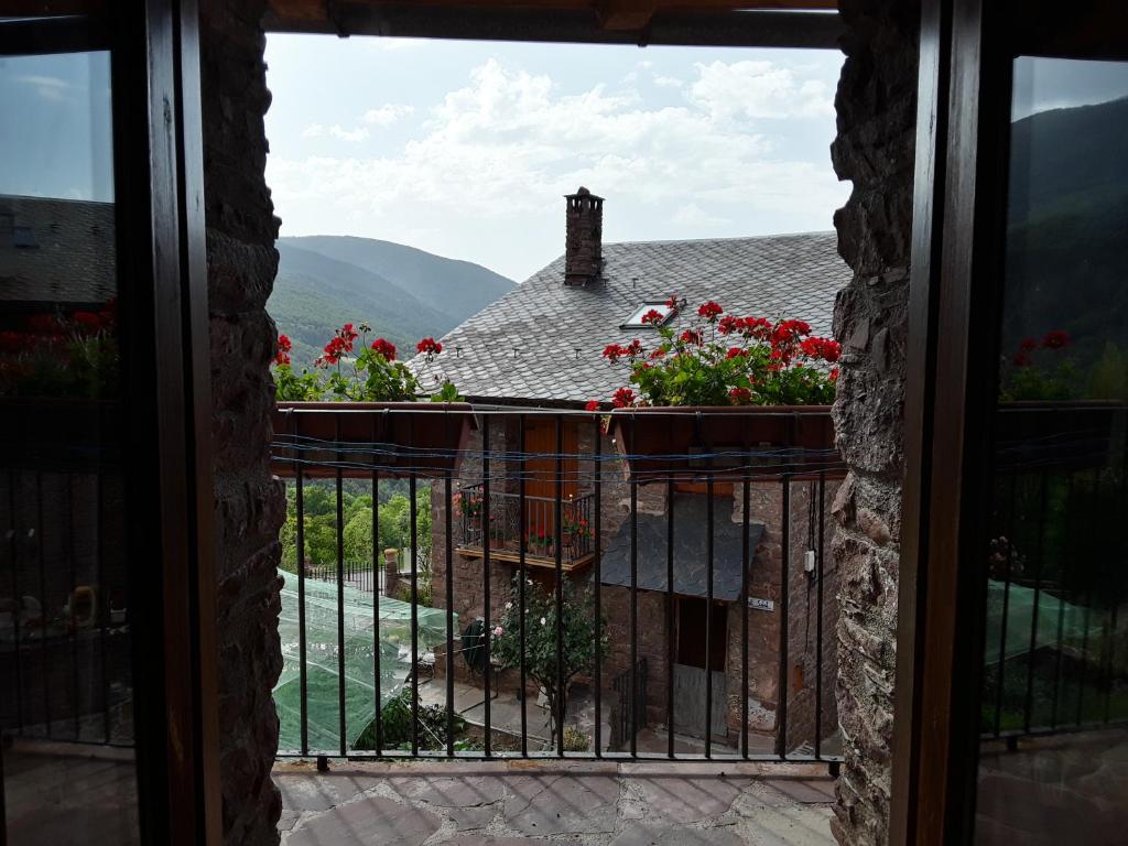 Refugi Rural Vall de Siarb photo