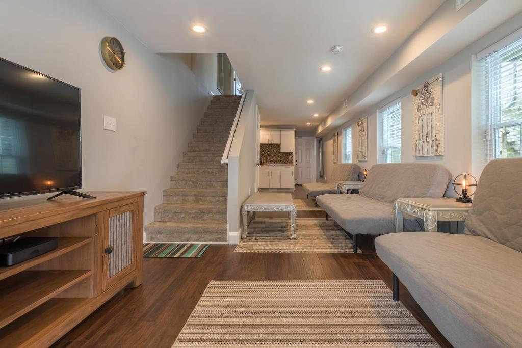 CozySuites at Showboat Bold 2BR 3BA Beachfront Condo in in in in in