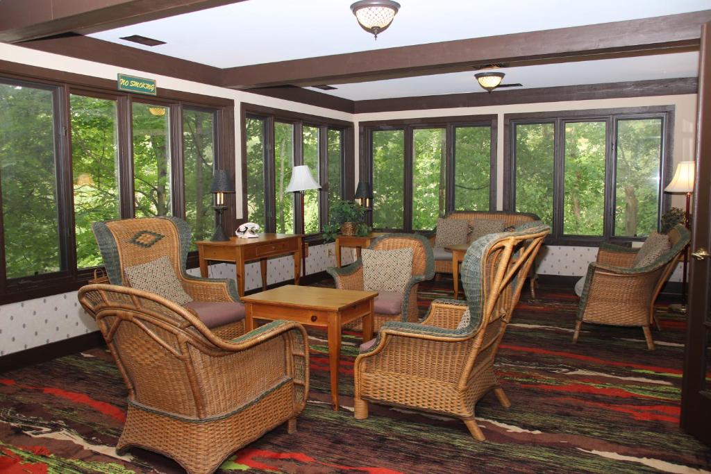 Attractions, Spring House Inn in Porter (IN)