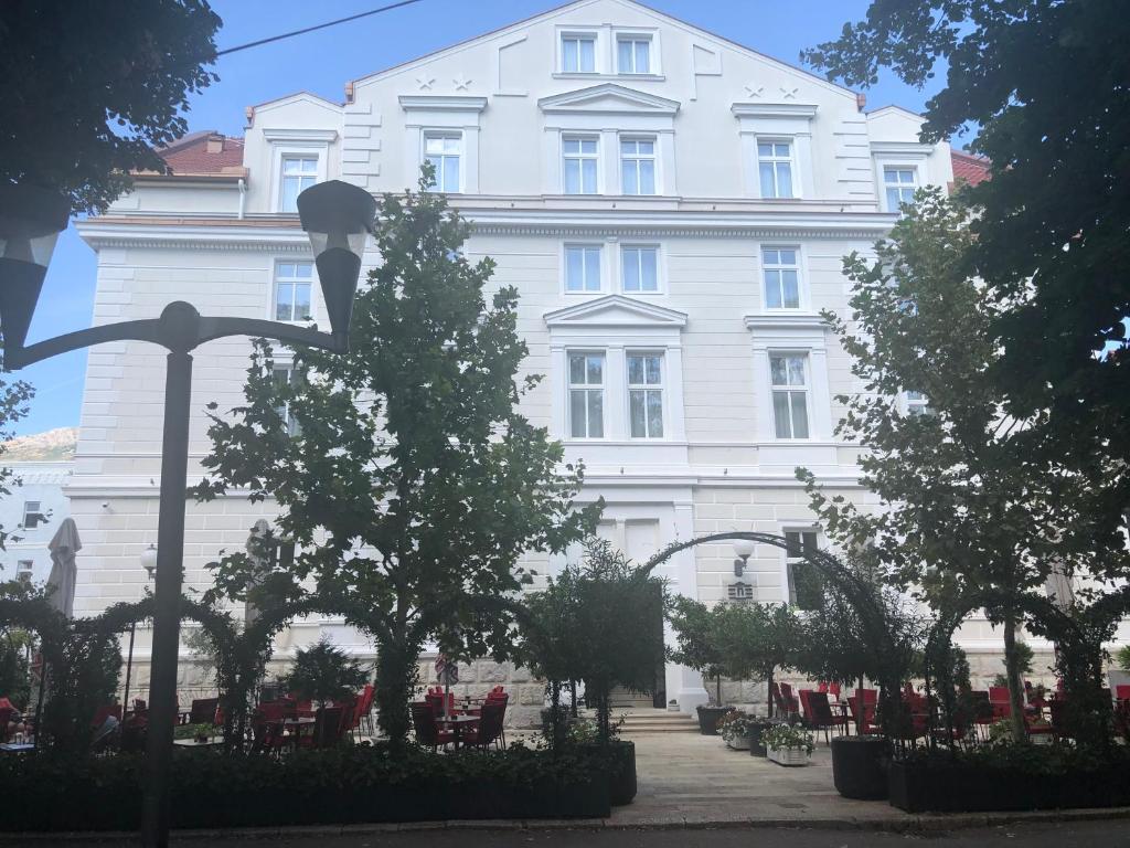 Hotel Central Park - 4