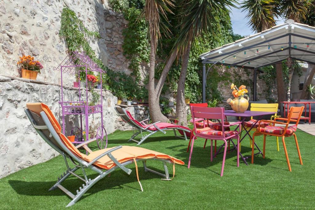 SETE maison de ville avec jardin clos - 1