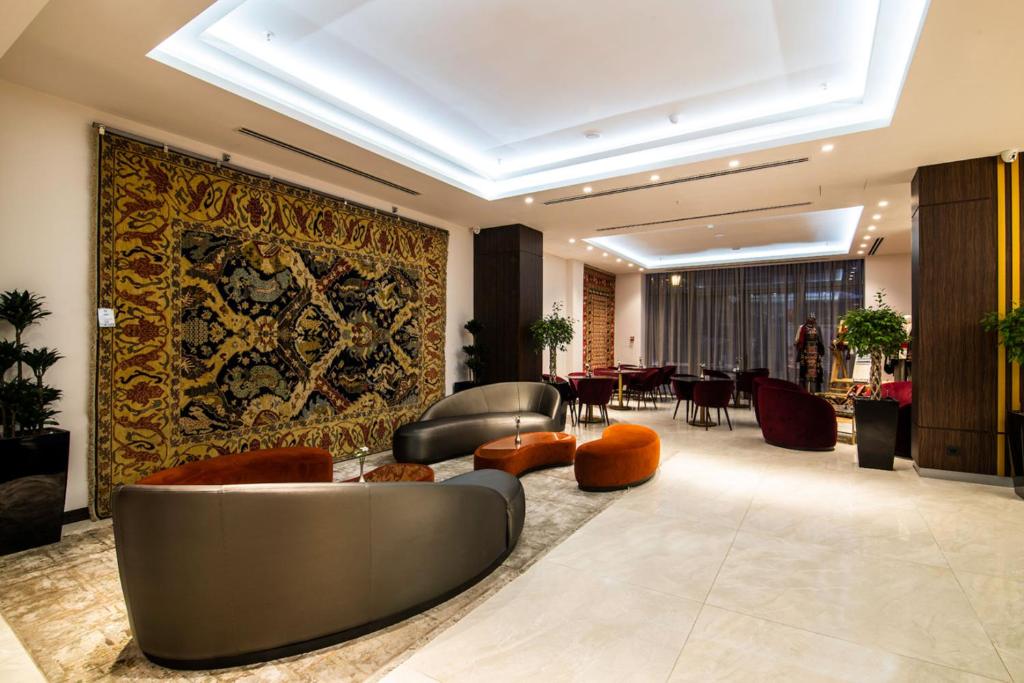 Lobby, Ramada Hotel & Suites by Wyndham Yerevan in Yerevan