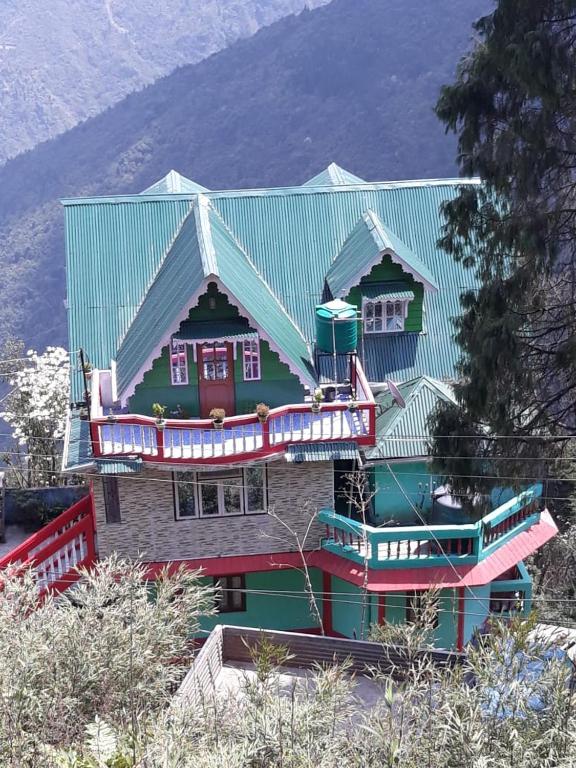 Hidden Woods Homestay — Hotel in Darjeeling