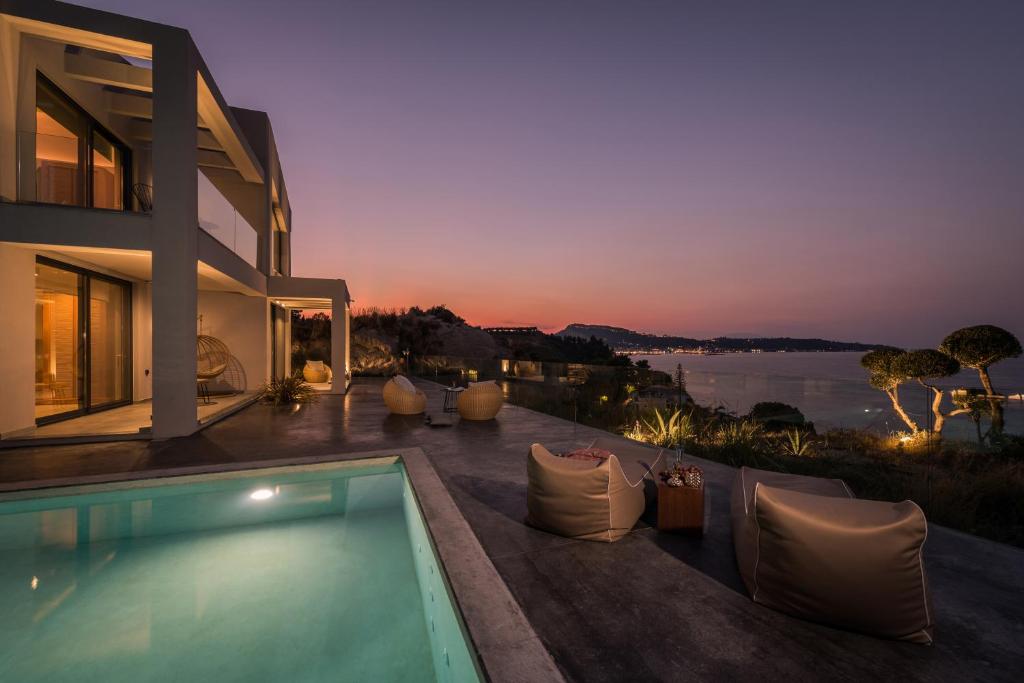 Sueno LUXURY VILLA photo
