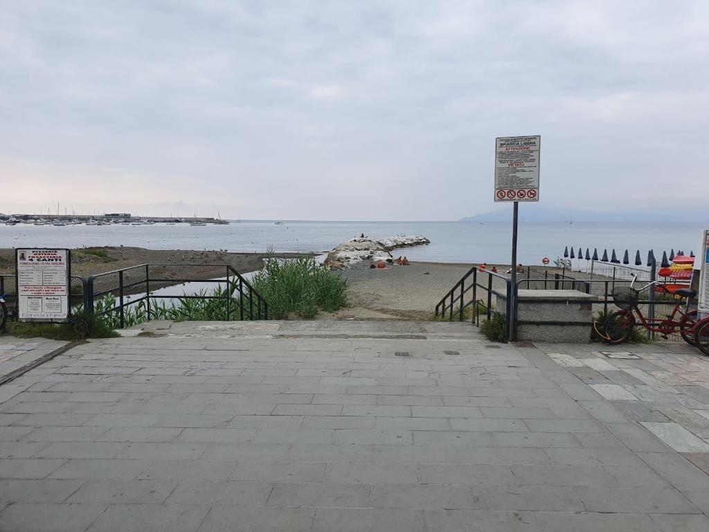 Central Sestri Executive 2 Bedroom&Huge Terrace - 3