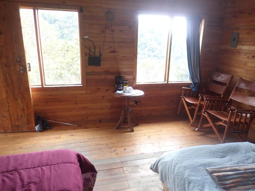 Quetzal Valley Cabins photo