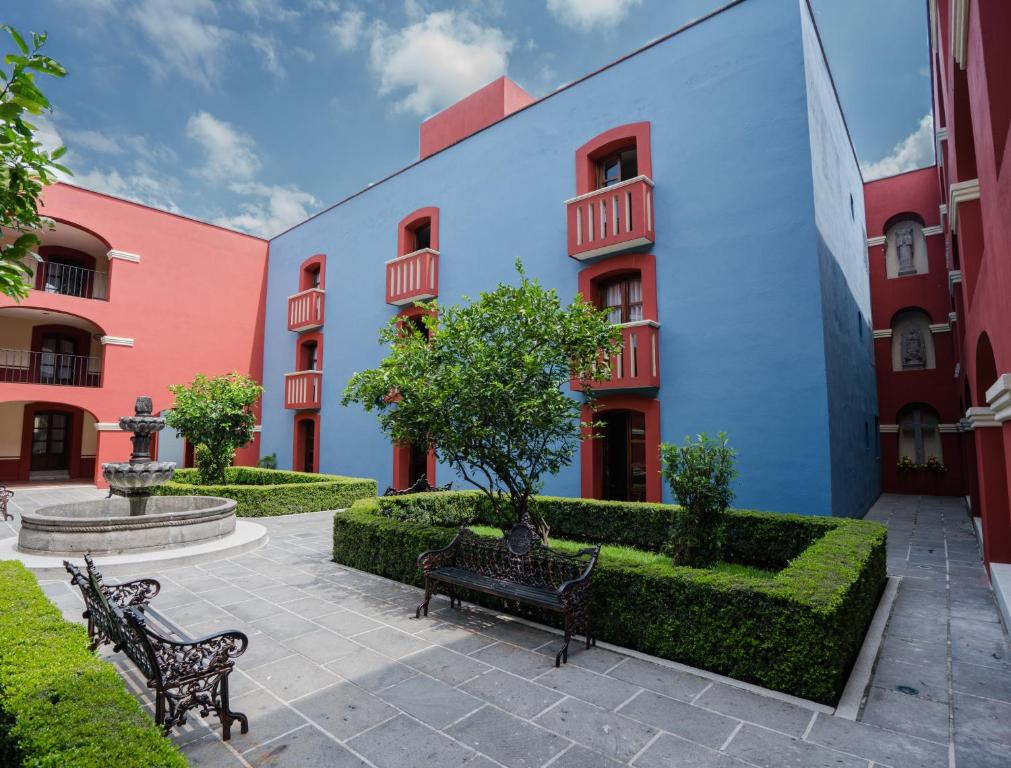 Hotel Real de Naturales — Hotel in Puebla