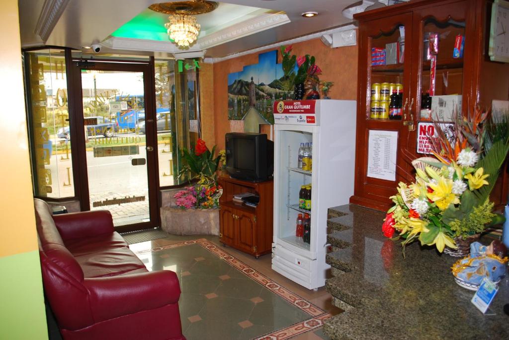 Hotel Gran Quitumbe photo