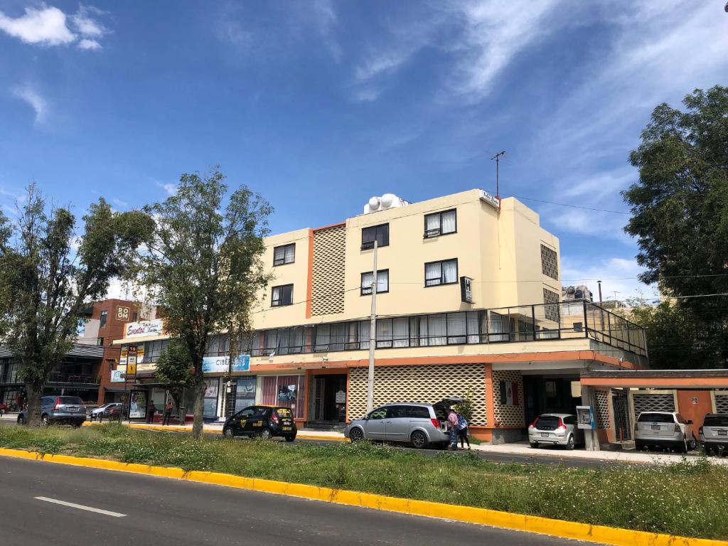 Hotel Suites Puebla photo