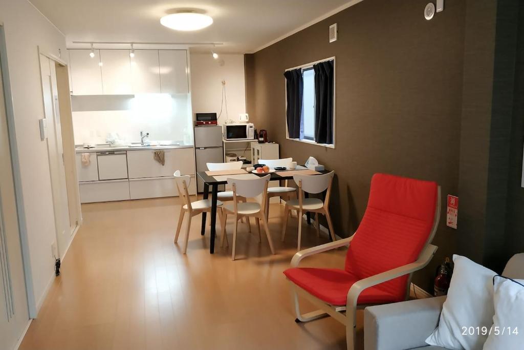 Tennoji 100㎡, 1min walk to Abeno Station, carpark!